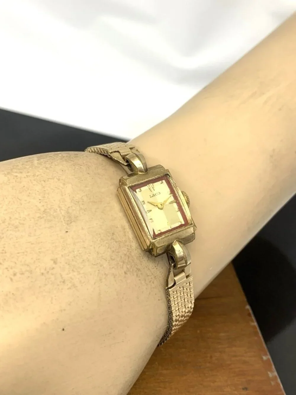 LACO women watch